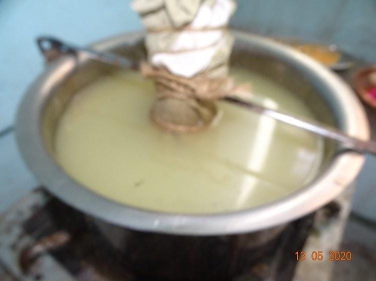 http://ayuryog.org/sites/default/files/bolus_in_dolayantra.jpg